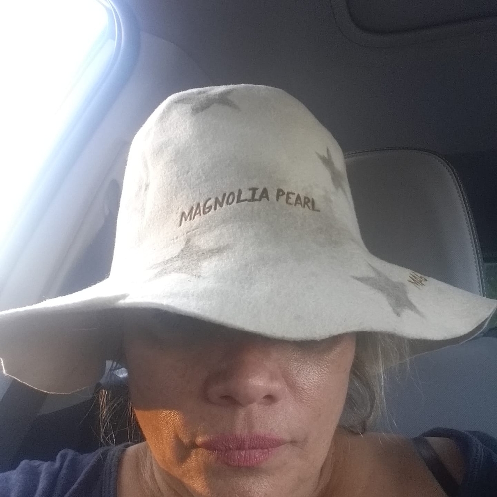 Meet your Posher, Lisa